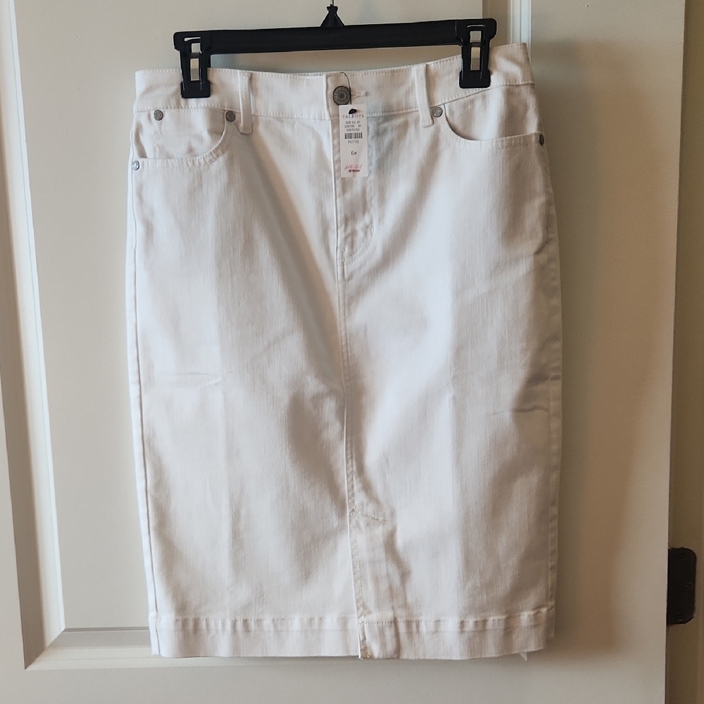 Last chance before it goes away. Talbots White Knee-length Pencil Skirt NWT
